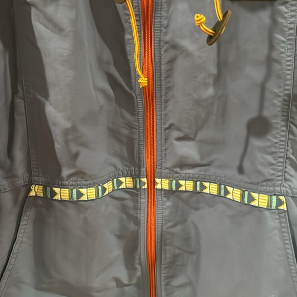 LL Bean Ladies Mountain Classic Jacket - Picture 4 of 4